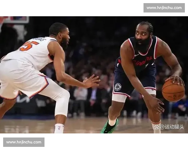 詹皇续约湖人创纪录！哈登降薪留守快船，双星命运终尘埃落定