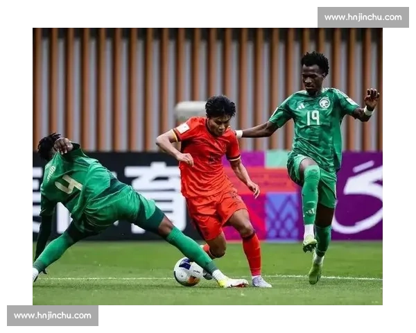 夜游上海恩怨升级！蒯纪闻放话：踢完这场再论出征资格